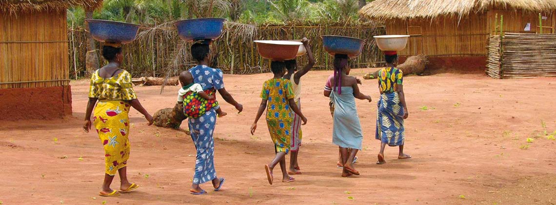 TDS Voyage - Femmes au village de Gnidjazoun au Bénin