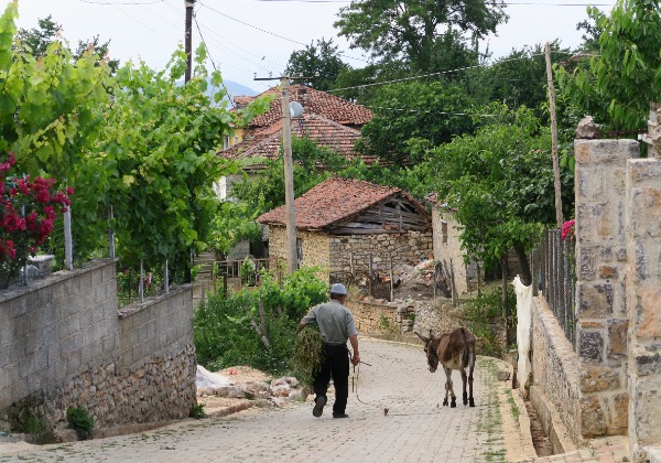 Village de Lin en Albanie - Tourisme équitable