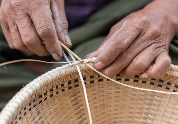 Atelier artisanal de vannerie - TDS Voyage