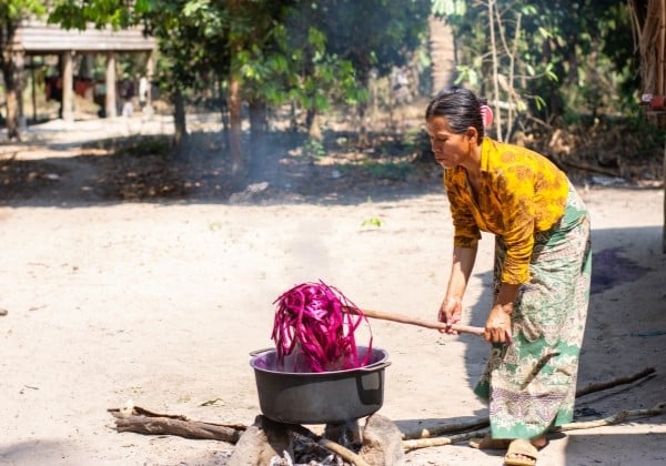 Atelier artisanal de tissage Cambodge - TDS Voyage