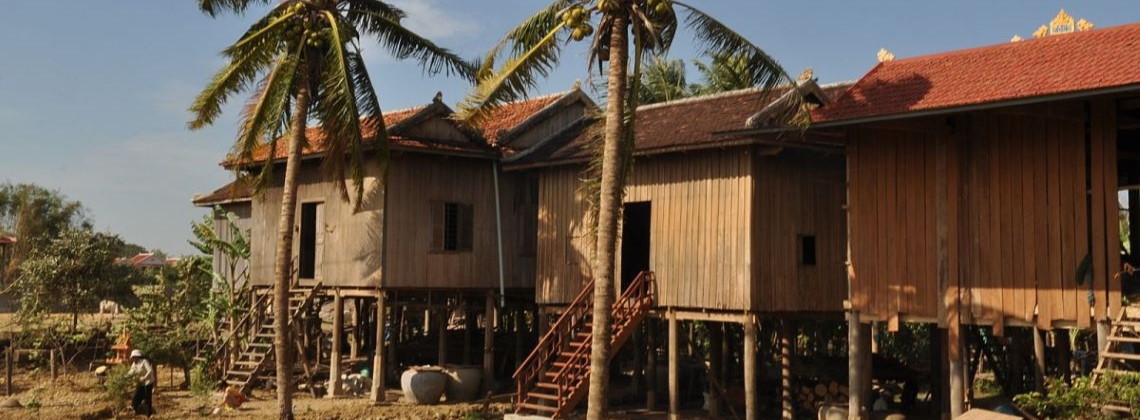 Maisons sur pilotis - Voyage solidaire Cambodge