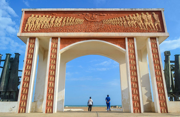 TDS Voyage - Door of no return Ouidah Benin