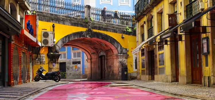 Pink Street Cais do Sodré