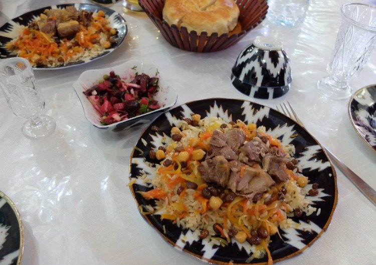 Plov en Ouzbékistan - Tourisme solidaire