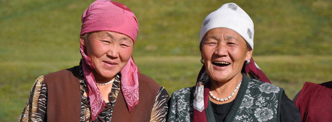Femmes kirghizes - Tourisme équitable et solidaire