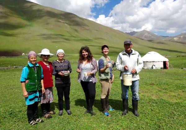 Groupe de voyageurs au Kirghizistan - TDS Voyage