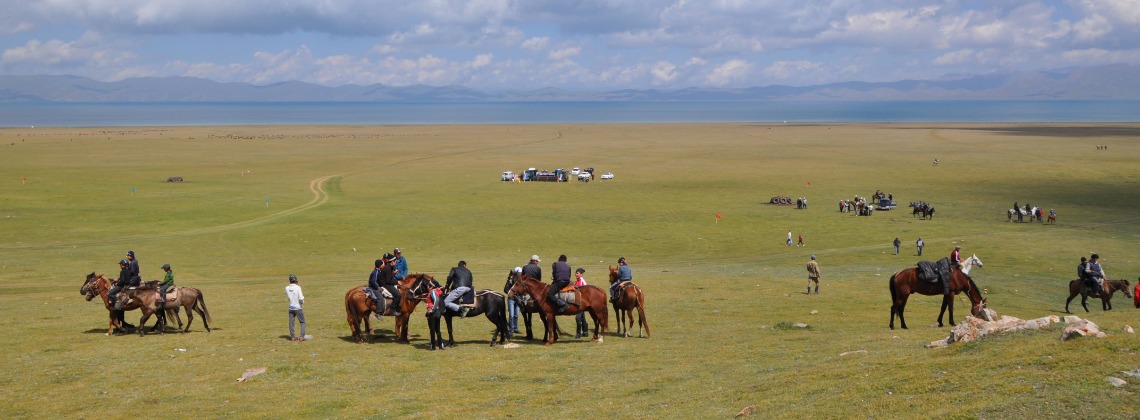 Préparation des jeux équestres au Kirghizistan - TDS Voyage