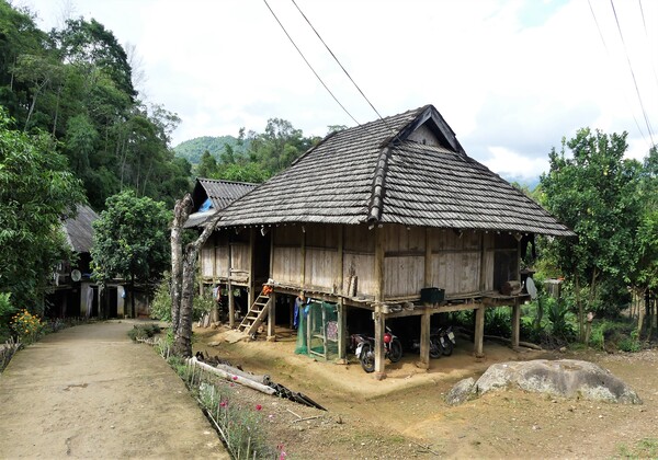 Maison sur pilotis