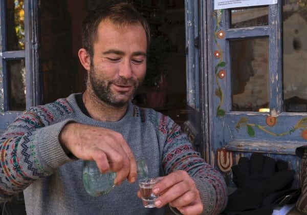 TDS Voyage - Tourisme équitable Crète - Verre de raki